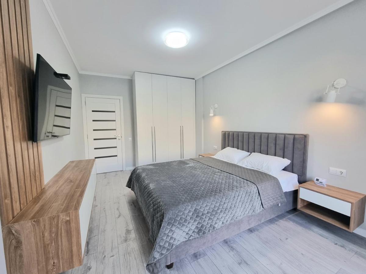 Center, Albisoara Str., 1Bedroom And Living With Balcony Kisinyov Kültér fotó