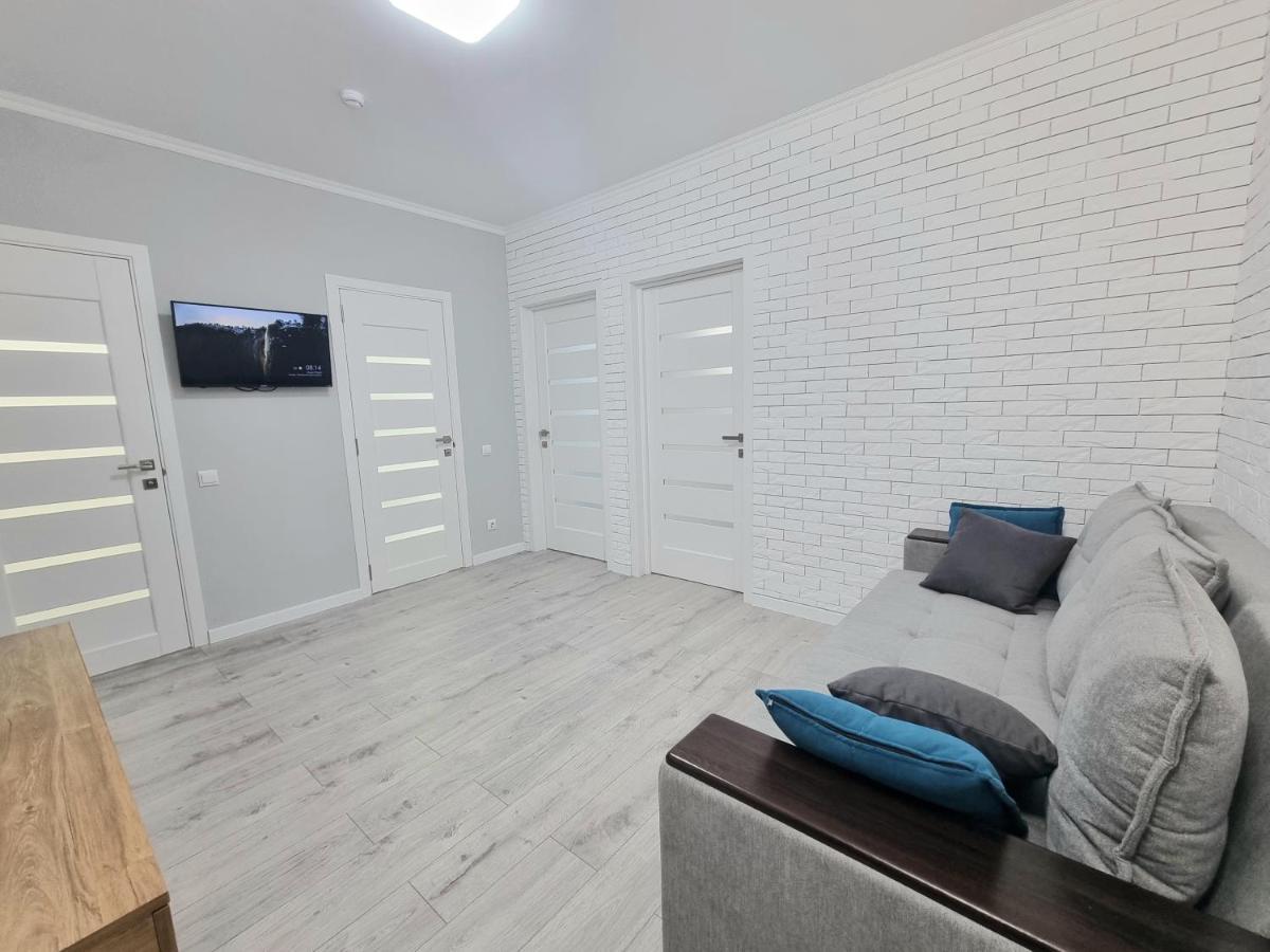 Center, Albisoara Str., 1Bedroom And Living With Balcony Kisinyov Kültér fotó